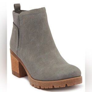 KORKS BY KORK-EASE NWOB Elsie Bootie In Lt Grey Nubuck Women 9.5
